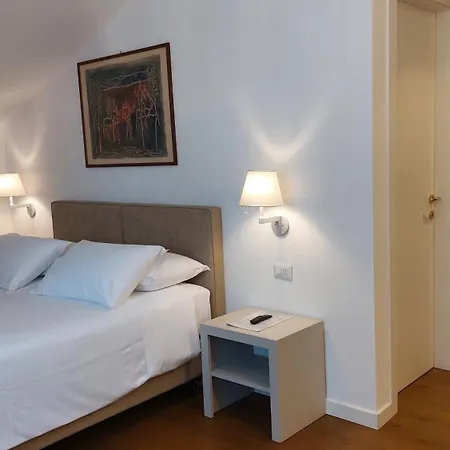 Santagata 4* Côme