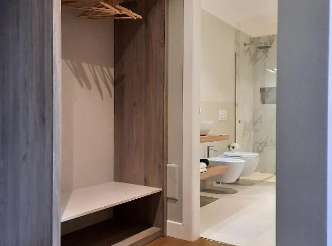 Affittacamere Santagata 4*
